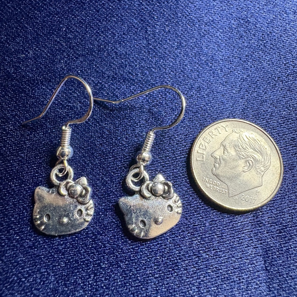 Earrings Hello Kitty by Sanrio Company 925 Sterling Silver Drop Dangle - Picture 6 of 7